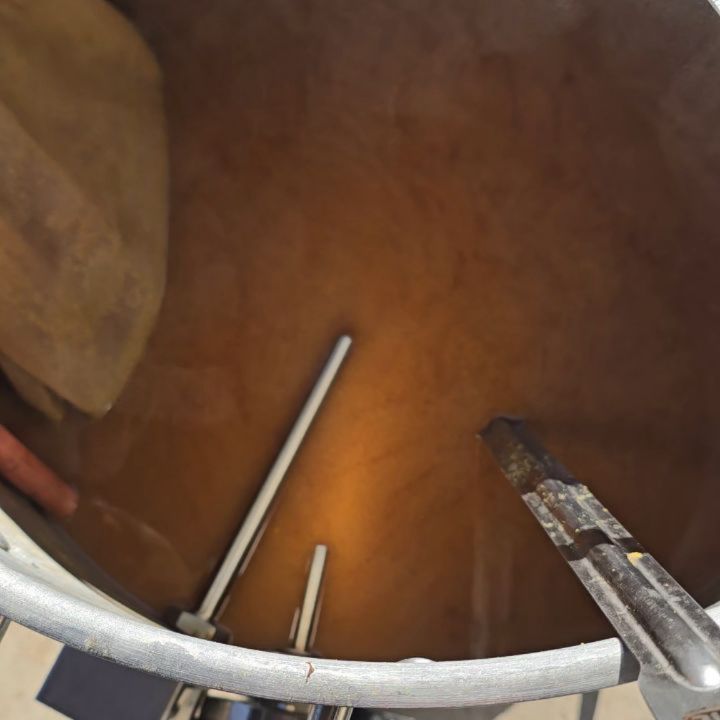 another over night mash and a chill brew day morning. This is my American Red…
